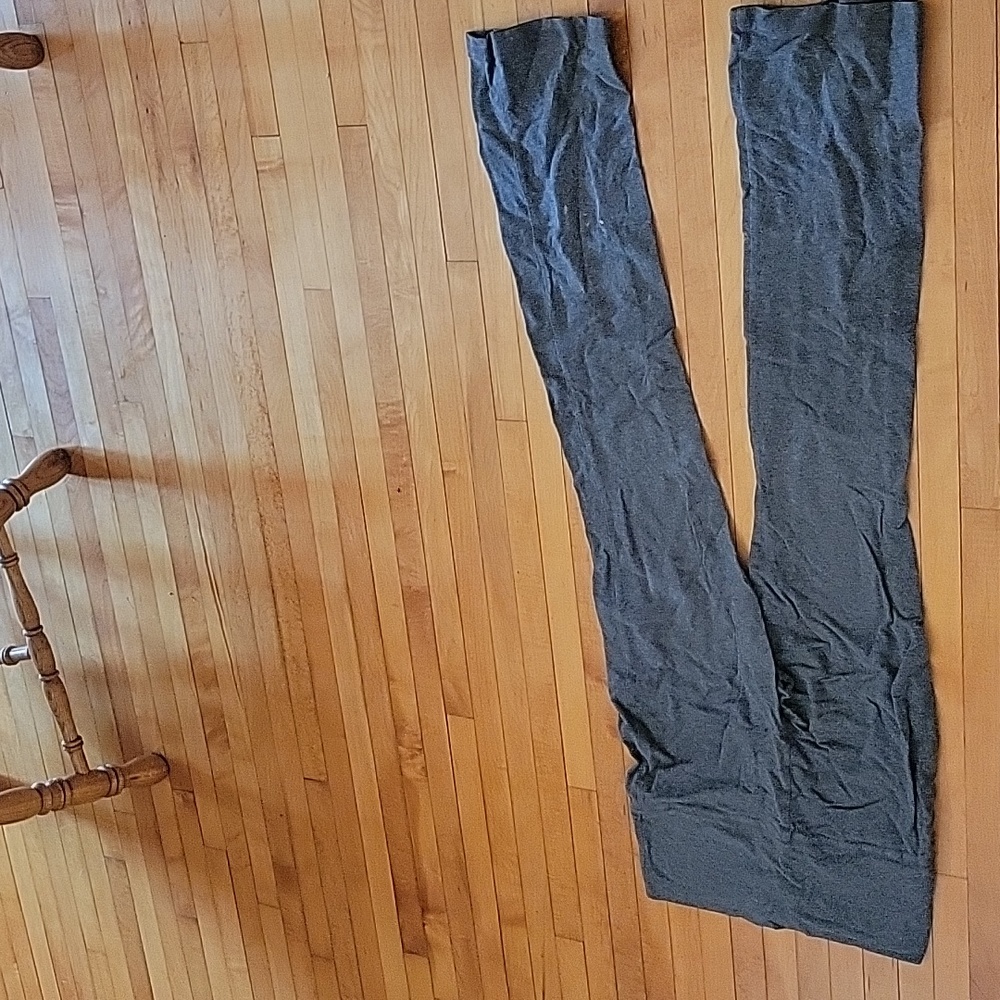 Small yoga pants
